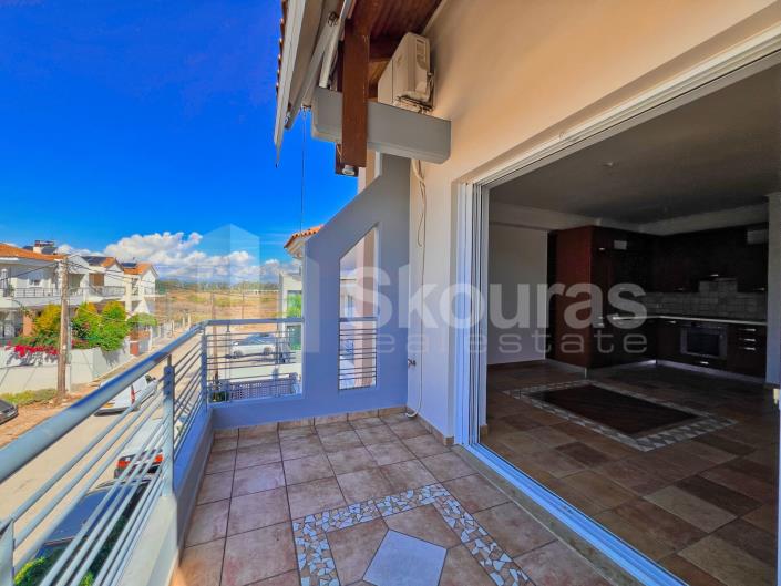 Image No.10-2 Bed Maisonette for sale