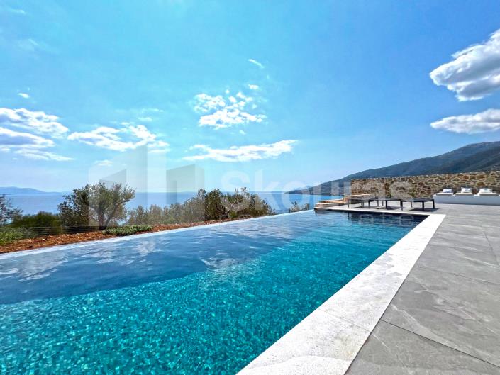 Image No.2-Maison / Villa de 3 chambres à vendre à Kiveri