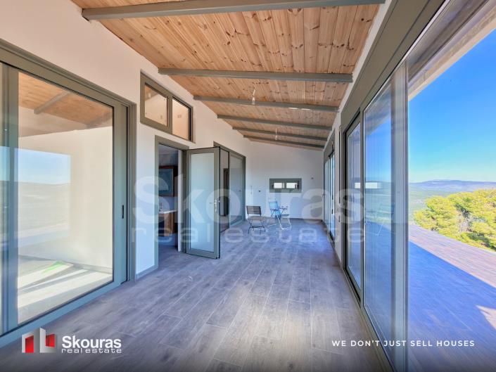 Image No.11-2 Bed House for sale