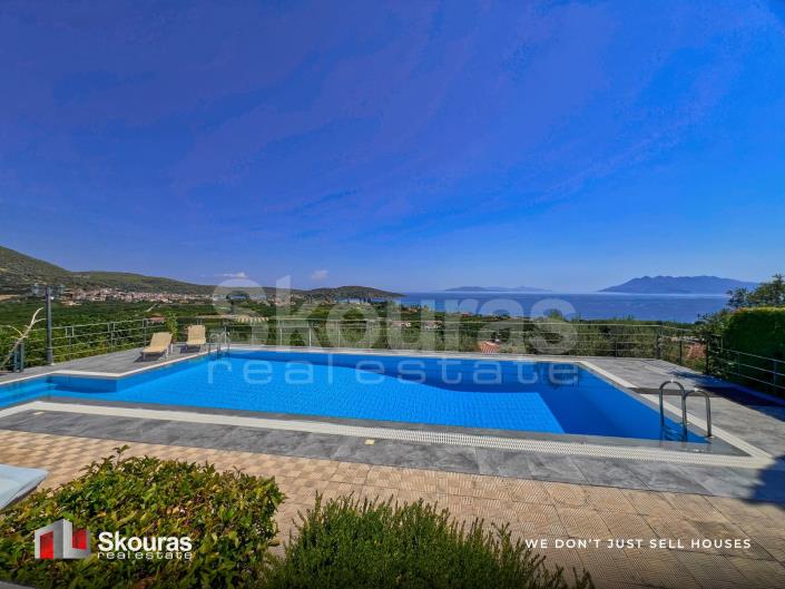 Image No.5-5 Bed Villa / Detached for sale