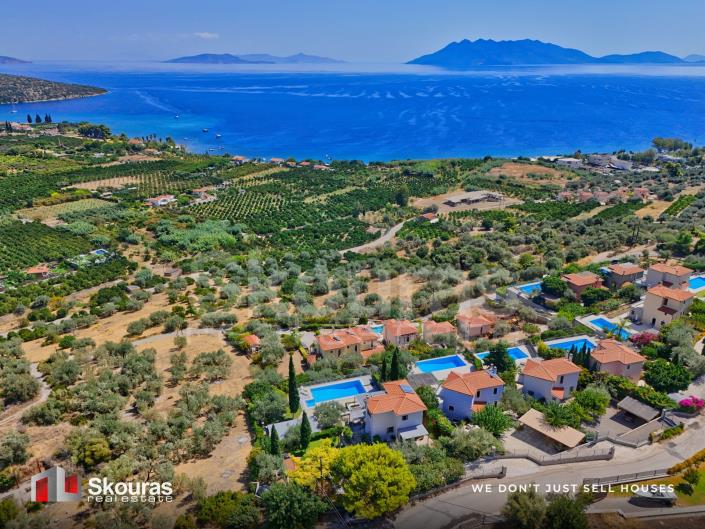 Image No.25-5 Bed Villa / Detached for sale