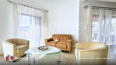 37ade91c578e4d4fb10c3a69dc2970ee