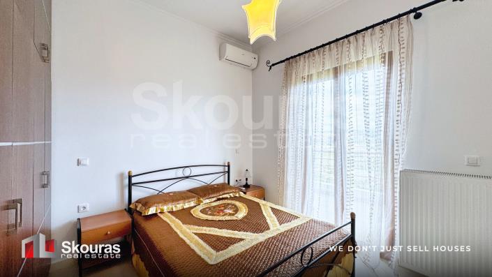 Image No.17-4 Bed House for sale