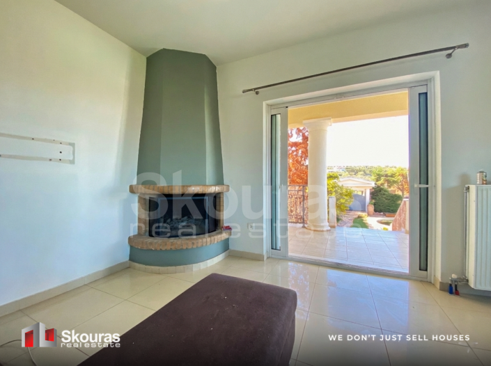 Image No.10-3 Bed Apartment for sale