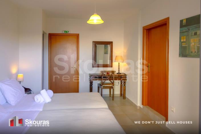 Image No.19-2 Bed House for sale