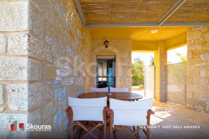 Image No.14-2 Bed House for sale