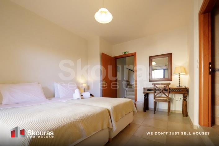 Image No.17-2 Bed House for sale