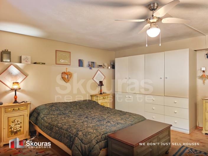 Image No.20-3 Bed House for sale