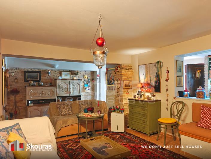 Image No.18-3 Bed House for sale