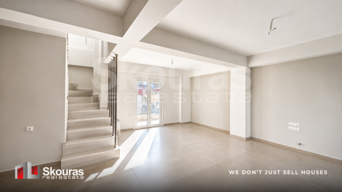 Image No.9-3 Bed House for sale
