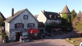 Image No.0-Châteaux de 11 chambres à vendre à Bessines-sur-Gartempe