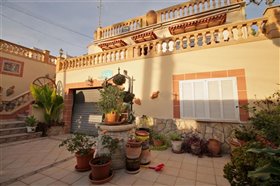 Image No.1-Villa de 6 chambres à vendre à Peguera