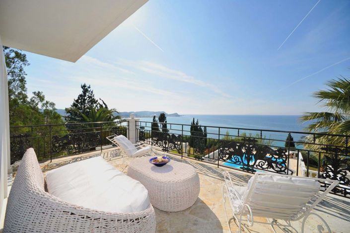 Image No.16-4 Bed House for sale