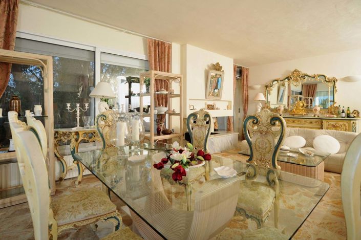 Image No.8-4 Bed House for sale