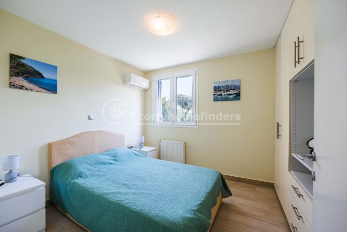 Image No.16-4 Bed House for sale