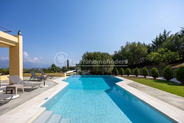 Image No.19-4 Bed House for sale