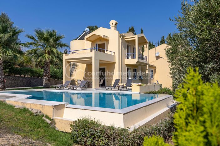 Image No.2-4 Bed House for sale
