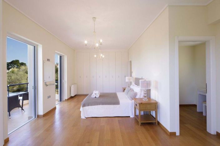 Image No.9-Maison de 4 chambres à vendre à Gouvia