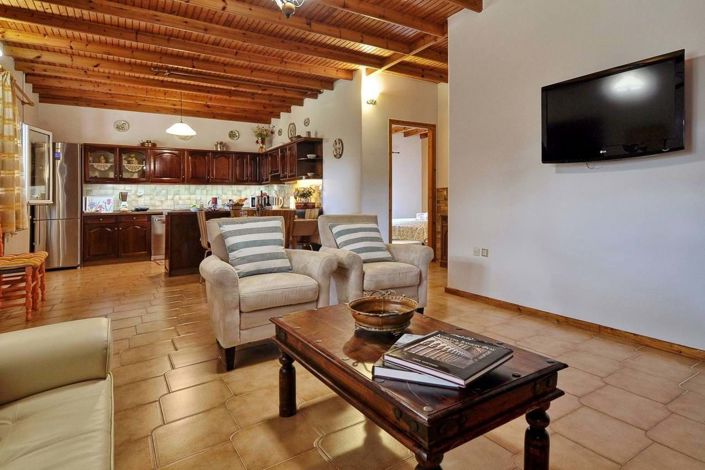 Image No.11-4 Bed House for sale