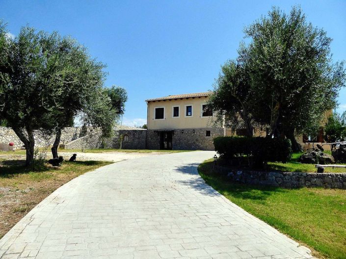 Image No.5-Maison de 4 chambres à vendre à Kato Korakiana