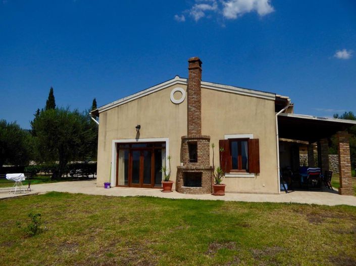 Image No.8-Maison de 4 chambres à vendre à Kato Korakiana