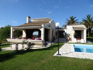 5 Bed House for sale