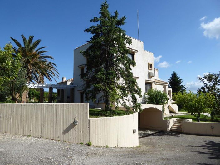 Image No.18-5 Bed House for sale