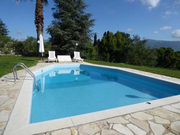 eeda48c4-e648-47b5-86b7-1b5949ae644a