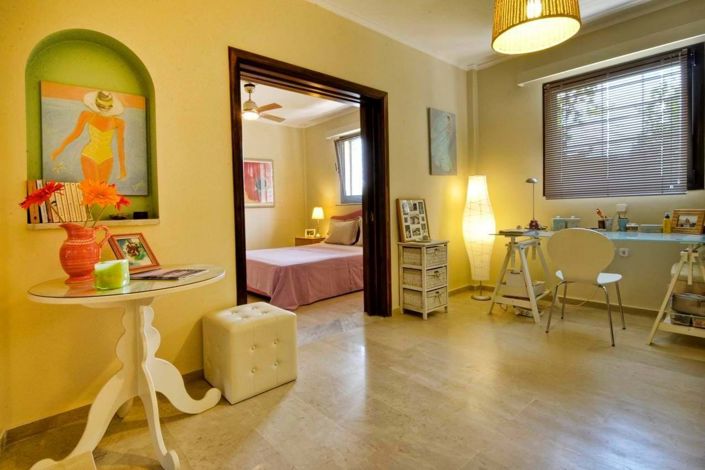 Image No.4-5 Bed House for sale