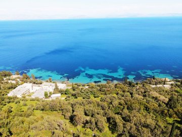 1 - Corfu, Land