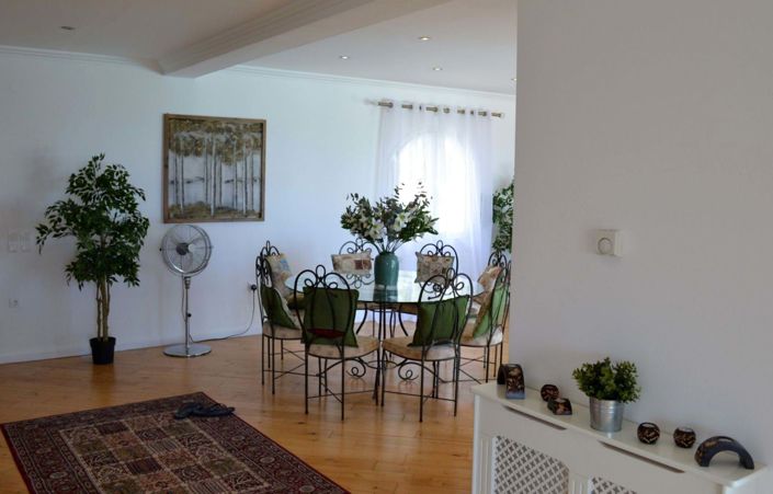 Image No.7-5 Bed House for sale