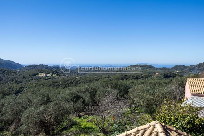 Image No.35-7 Bed House for sale