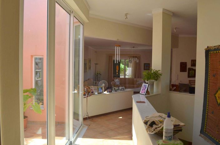 Image No.4-3 Bed House for sale