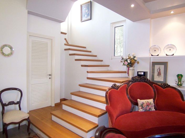 Image No.8-4 Bed House for sale