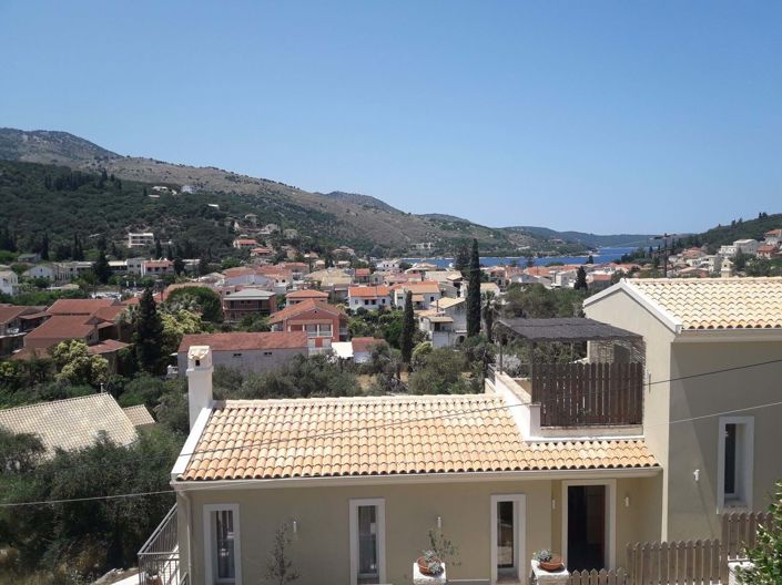 Image No.10-4 Bed House for sale