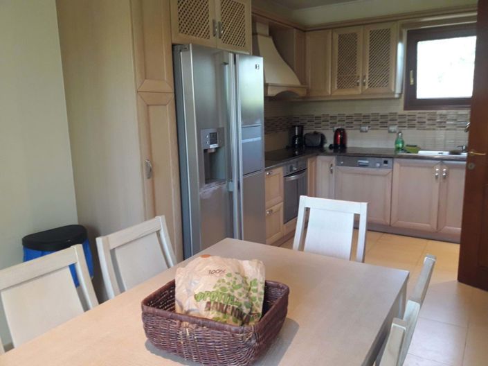 Image No.5-4 Bed House for sale