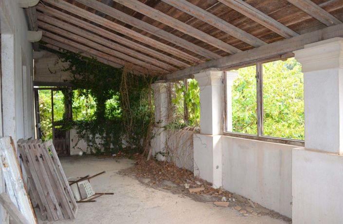 Image No.7-12 Bed Property for sale