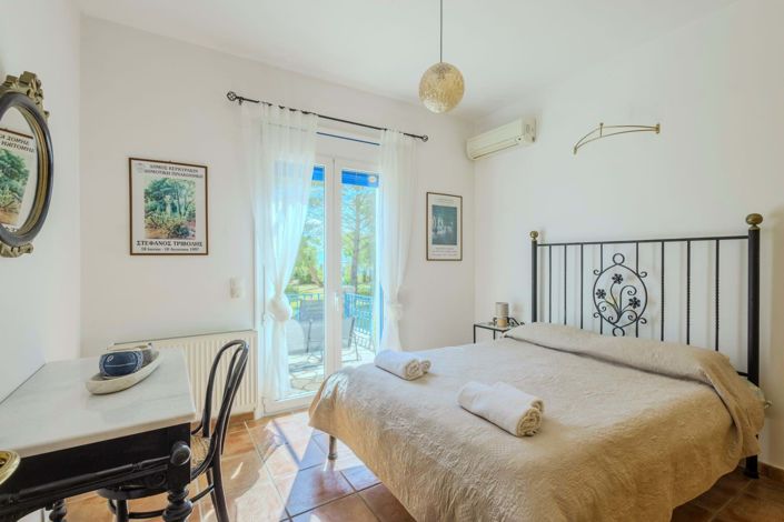 Image No.12-4 Bed House for sale