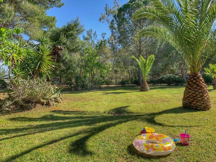 Image No.21-4 Bed House for sale