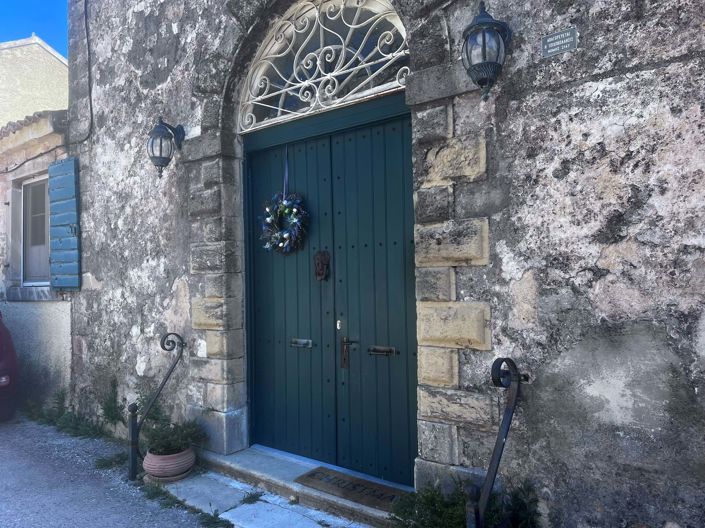 Image No.3-5 Bed House for sale