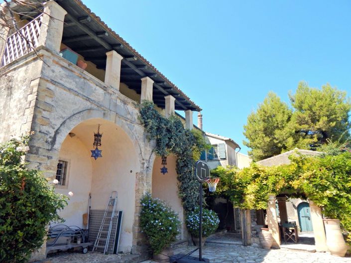 Image No.11-5 Bed House for sale