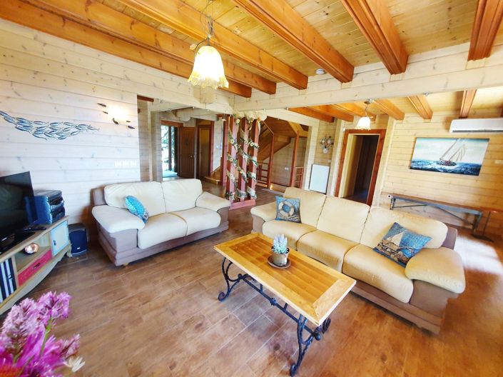 Image No.27-5 Bed House for sale