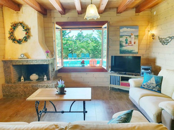 Image No.30-5 Bed House for sale