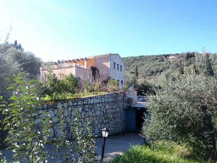 Image No.20-4 Bed House for sale