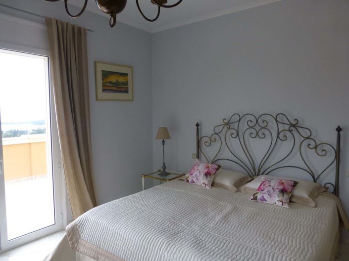 Image No.16-4 Bed House for sale