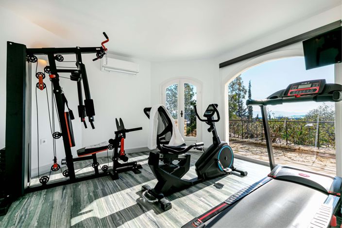 Image No.30-6 Bed House for sale