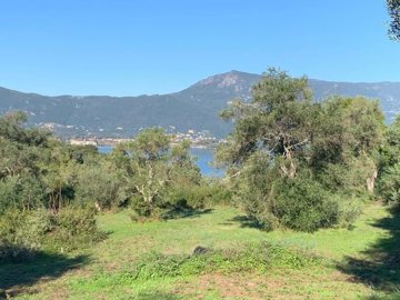 1 - Corfu, Land