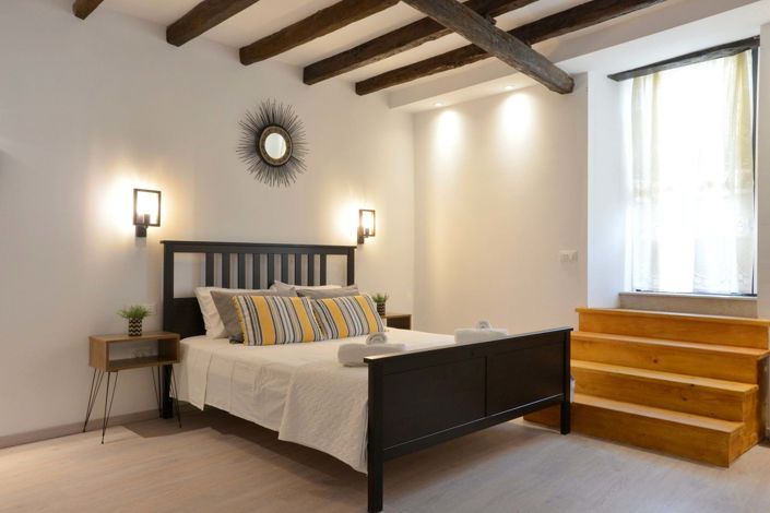 Image No.9-3 Bed House for sale