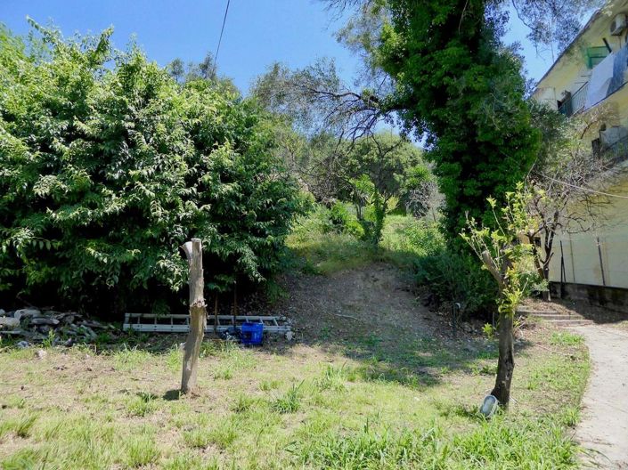 Image No.16-3 Bed Land for sale