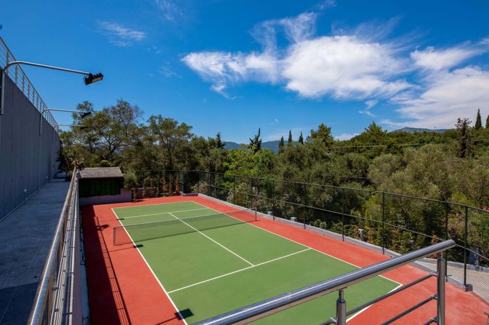 Image No.21-4 Bed House for sale